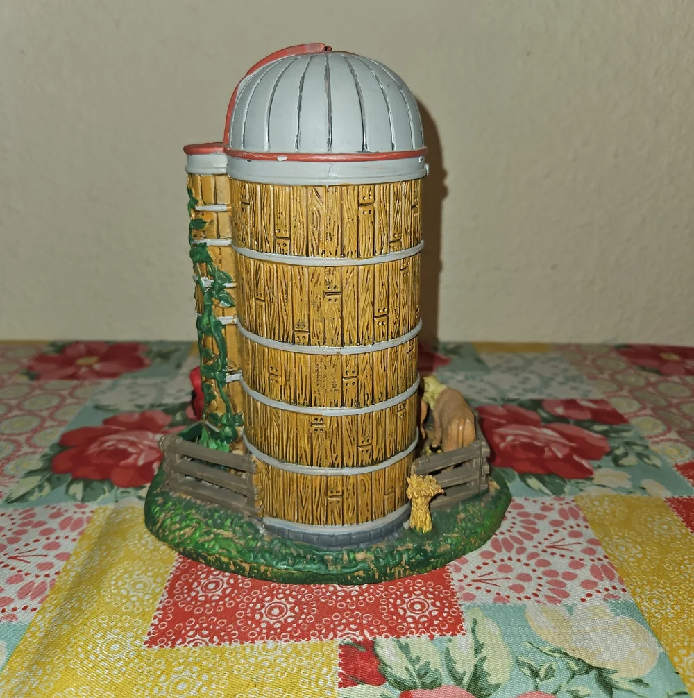 Lemax Davis & Sons Farms Table Accent Village Accessory Collection